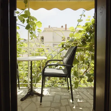 Karolina بيت ضيافة