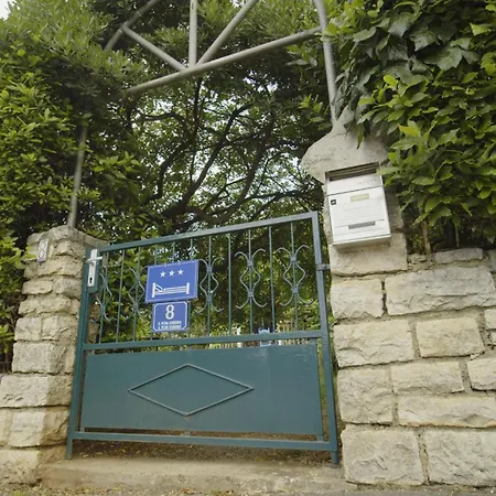 Vila Karolina Guest house